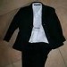 Costume noire pour un enfant de 4 ans