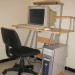 Pentium 4 avec grande table et chaise