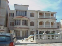 F3 ET F5 meublés dans une villa