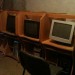 cyber complet à vendre 8 postes duel core 3,0ghz, 3go de ram, avec tous carte graphique gforce 1go, table, chaise, switch professionnel, tous complet pour travailler. à 22u négociable.
